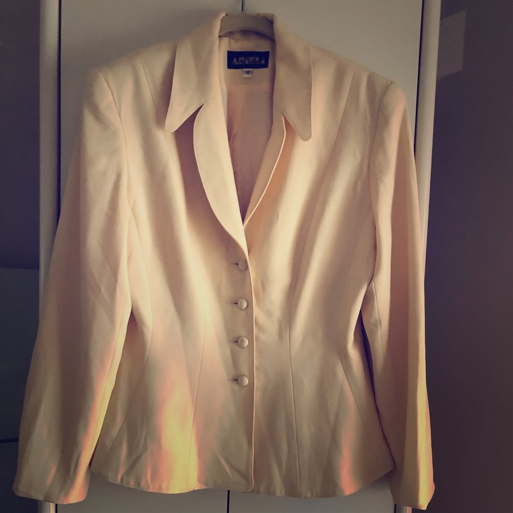 Suit